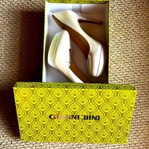 Platform Pearl Pumps 🤤